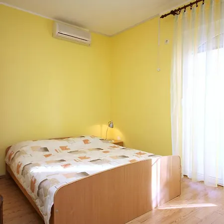 Studio Brodarica 4835c Apartment